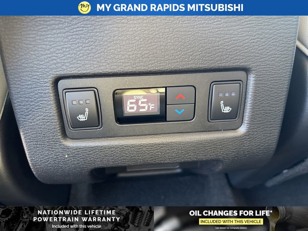 New 2026 Mitsubishi Outlander SEL image 19