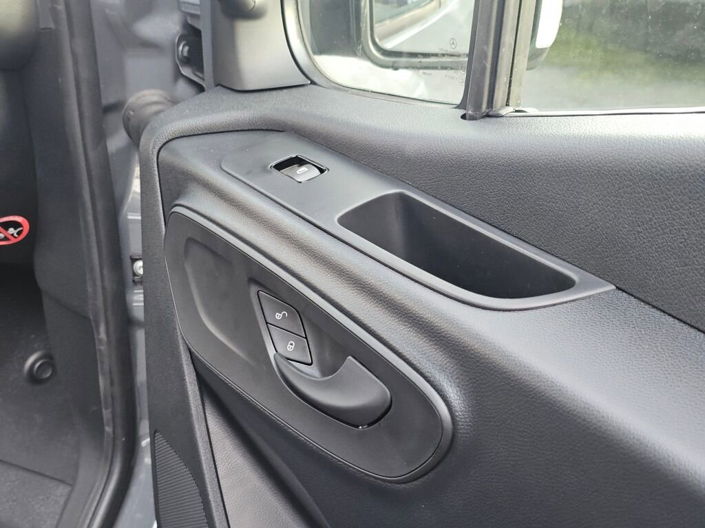 New 2025 Mercedes-Benz Sprinter 2500 image 20
