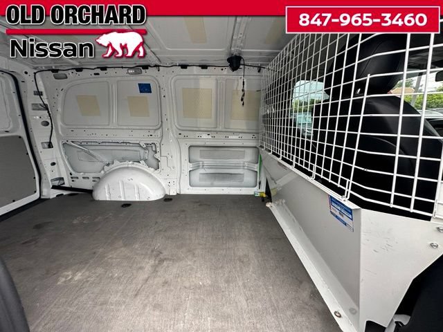 Used 2021 Mercedes-Benz Metris w/ Premium Safety Package image 13