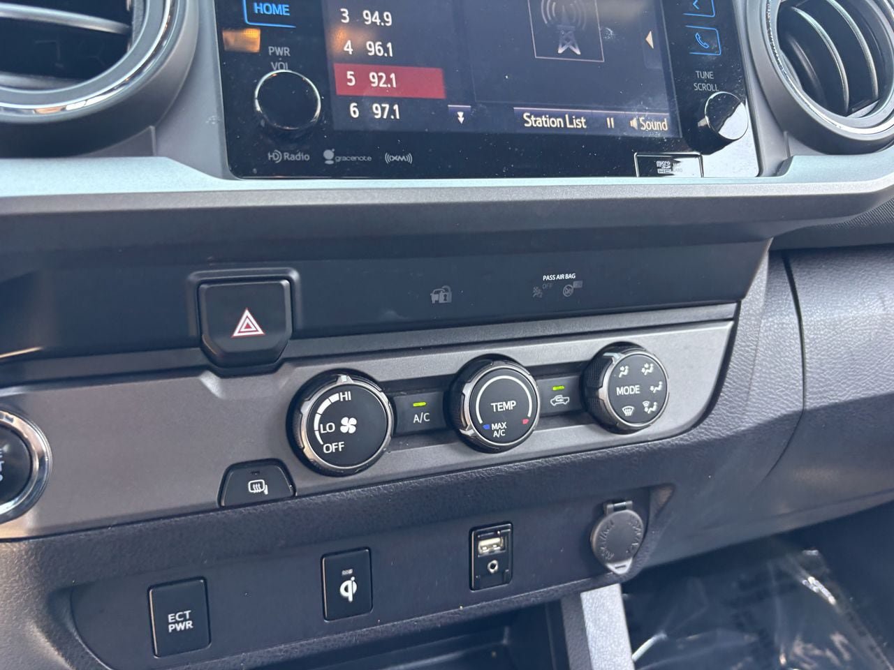 Used 2019 Toyota Tacoma TRD Sport RWD image 22