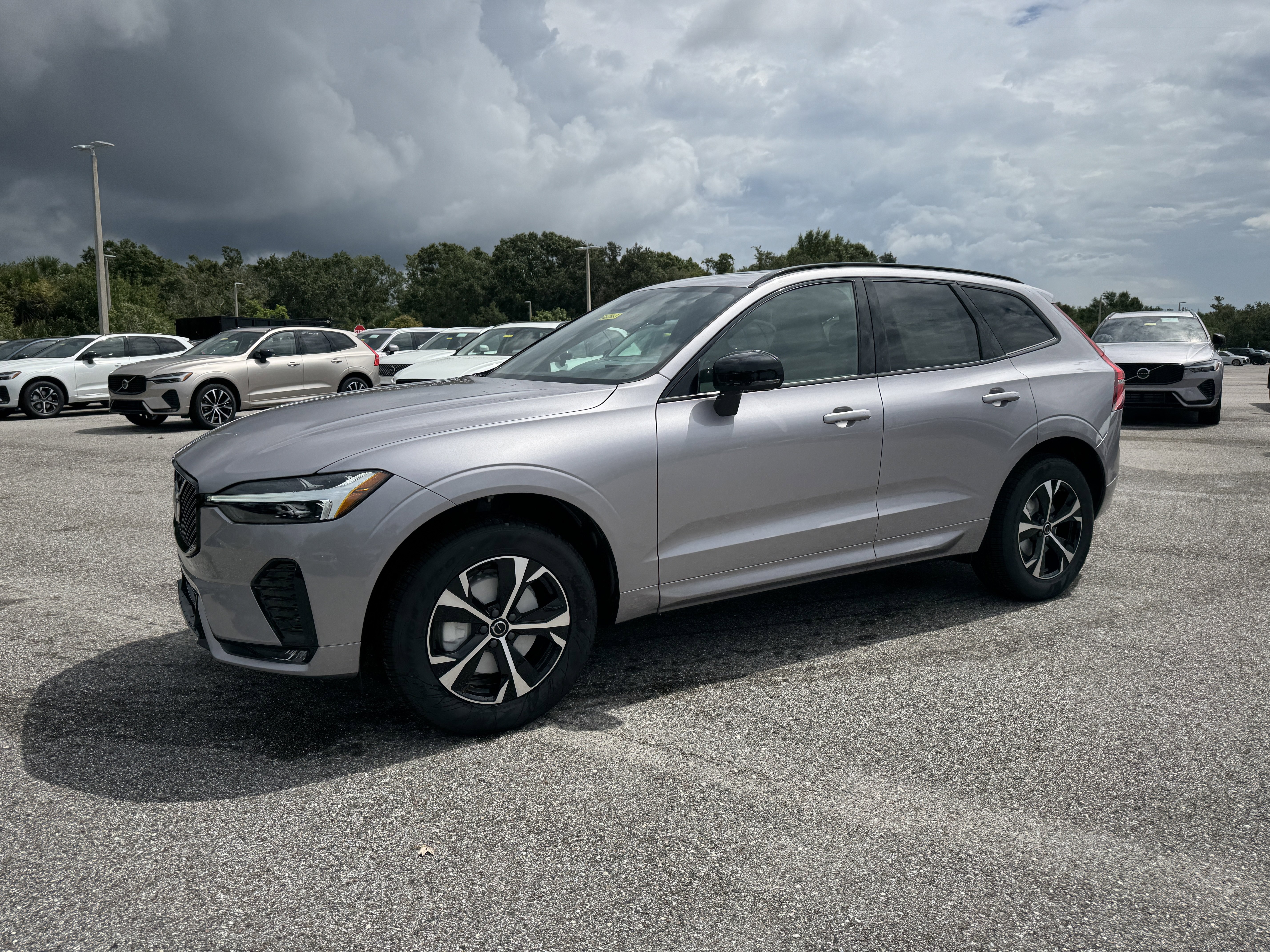 New 2026 Volvo XC60 B5 Core w/ Protection Package image 7