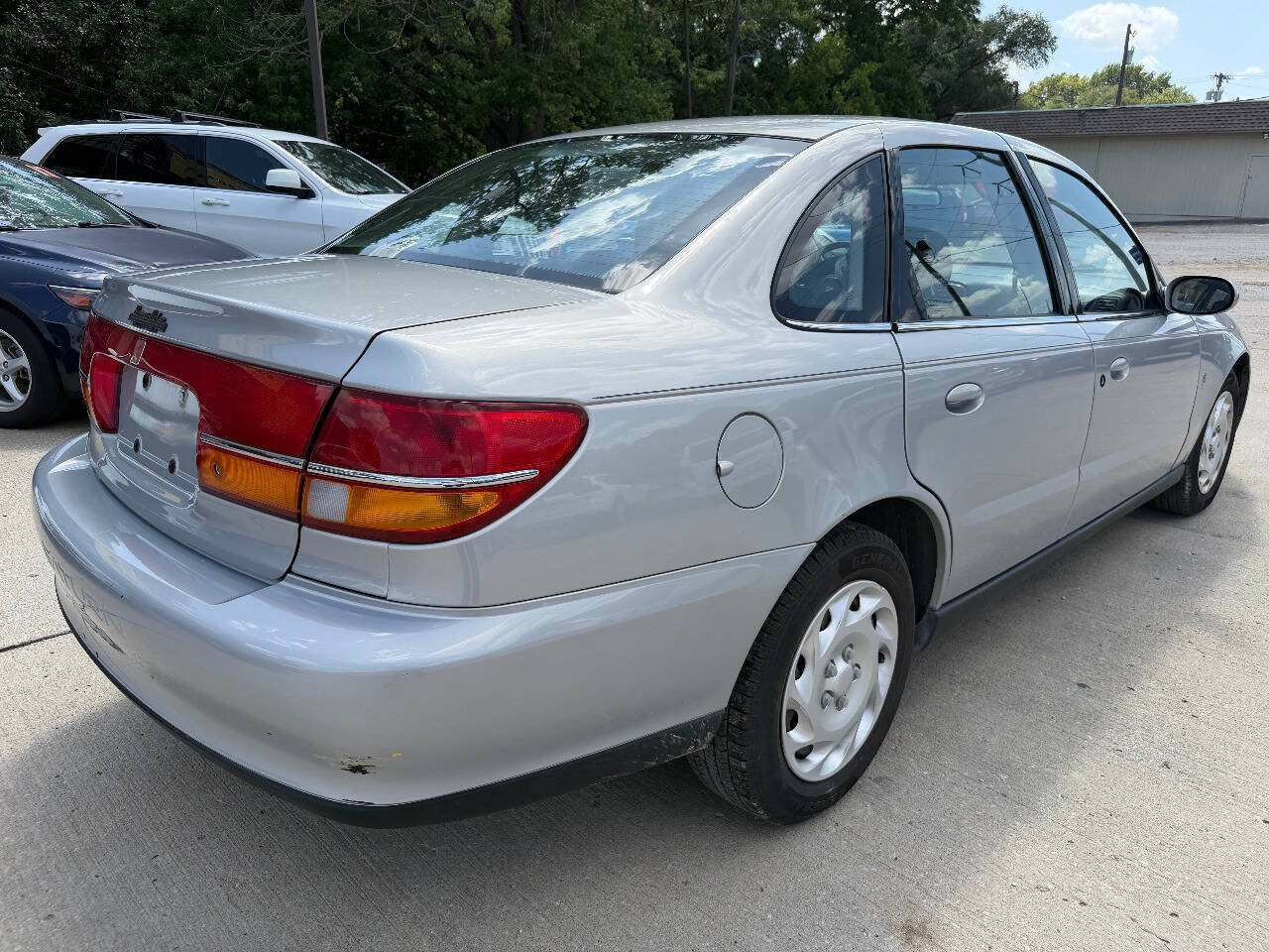 Used 2000 Saturn L-Series LS1 FWD image 7