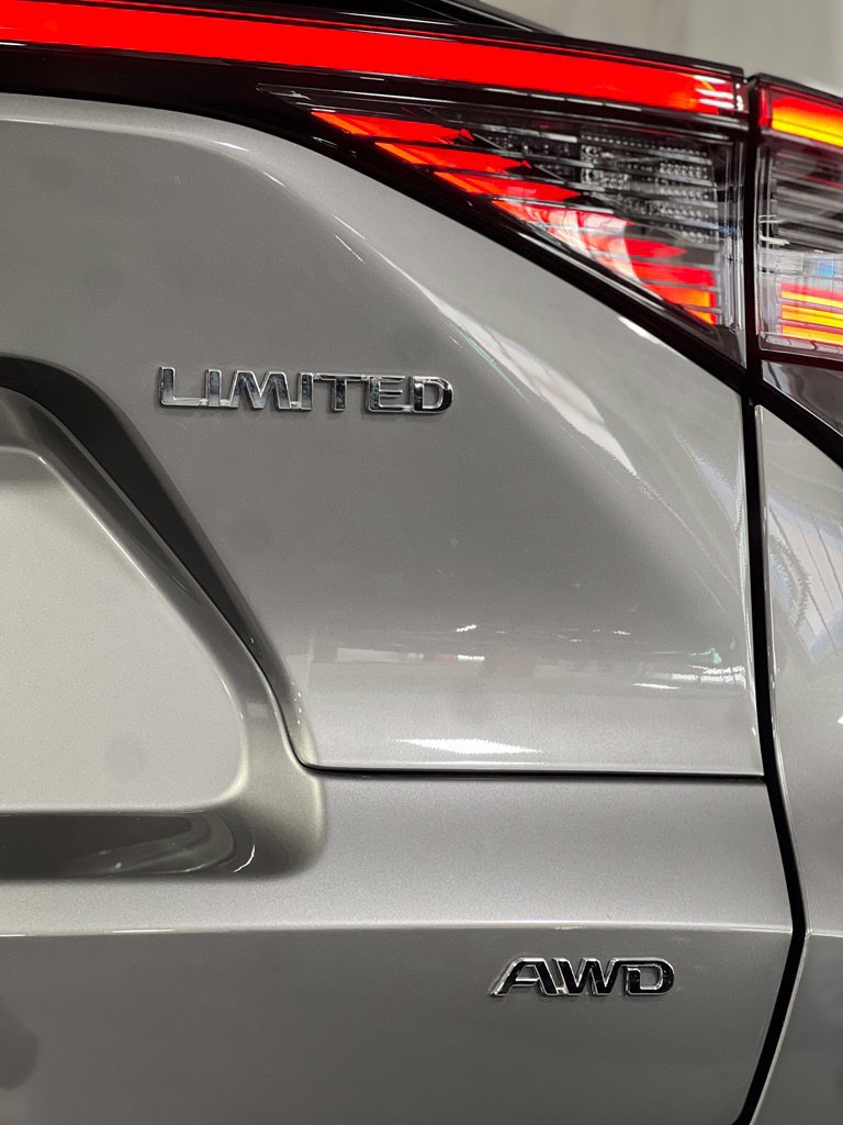 Certified 2023 Toyota bZ4X AWD image 10