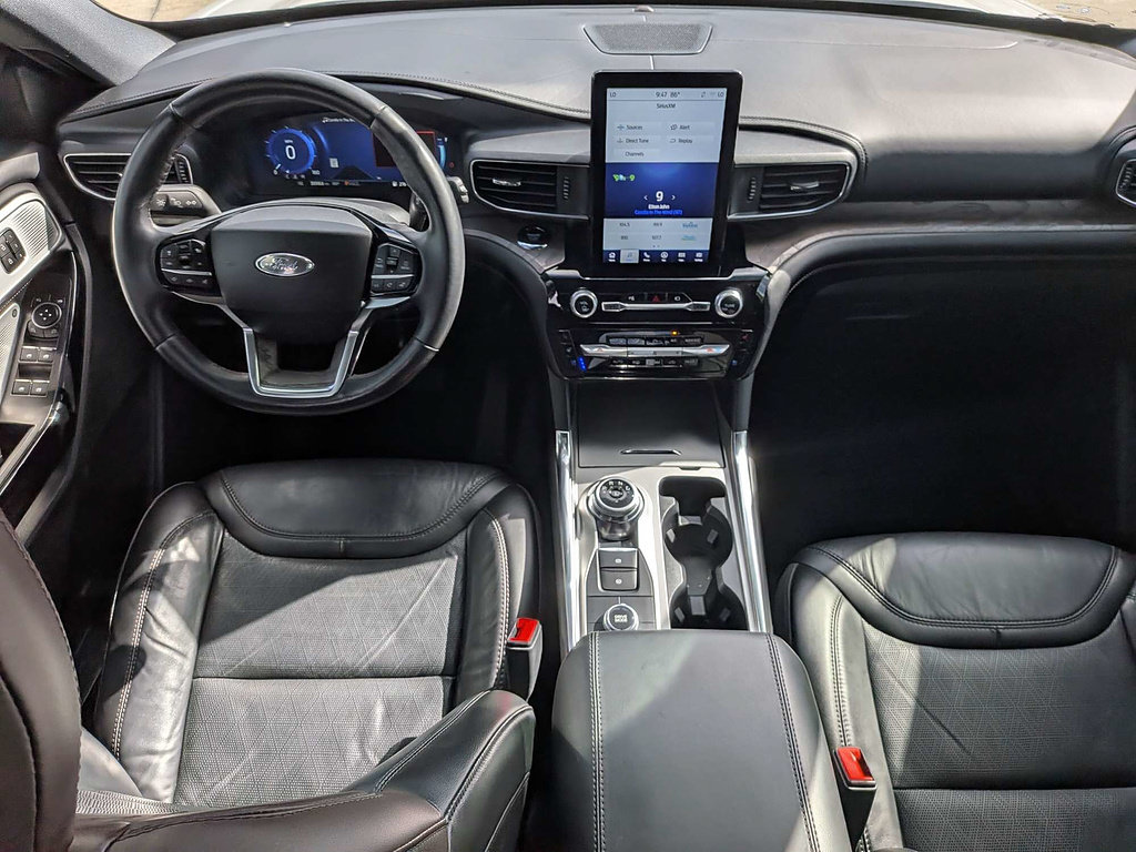 Used 2022 Ford Explorer Platinum w/ Technology Package AWD/4WD image 17