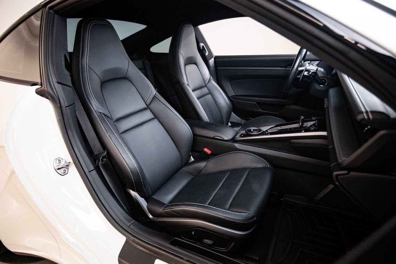 Certified 2023 Porsche 911 Carrera RWD image 29