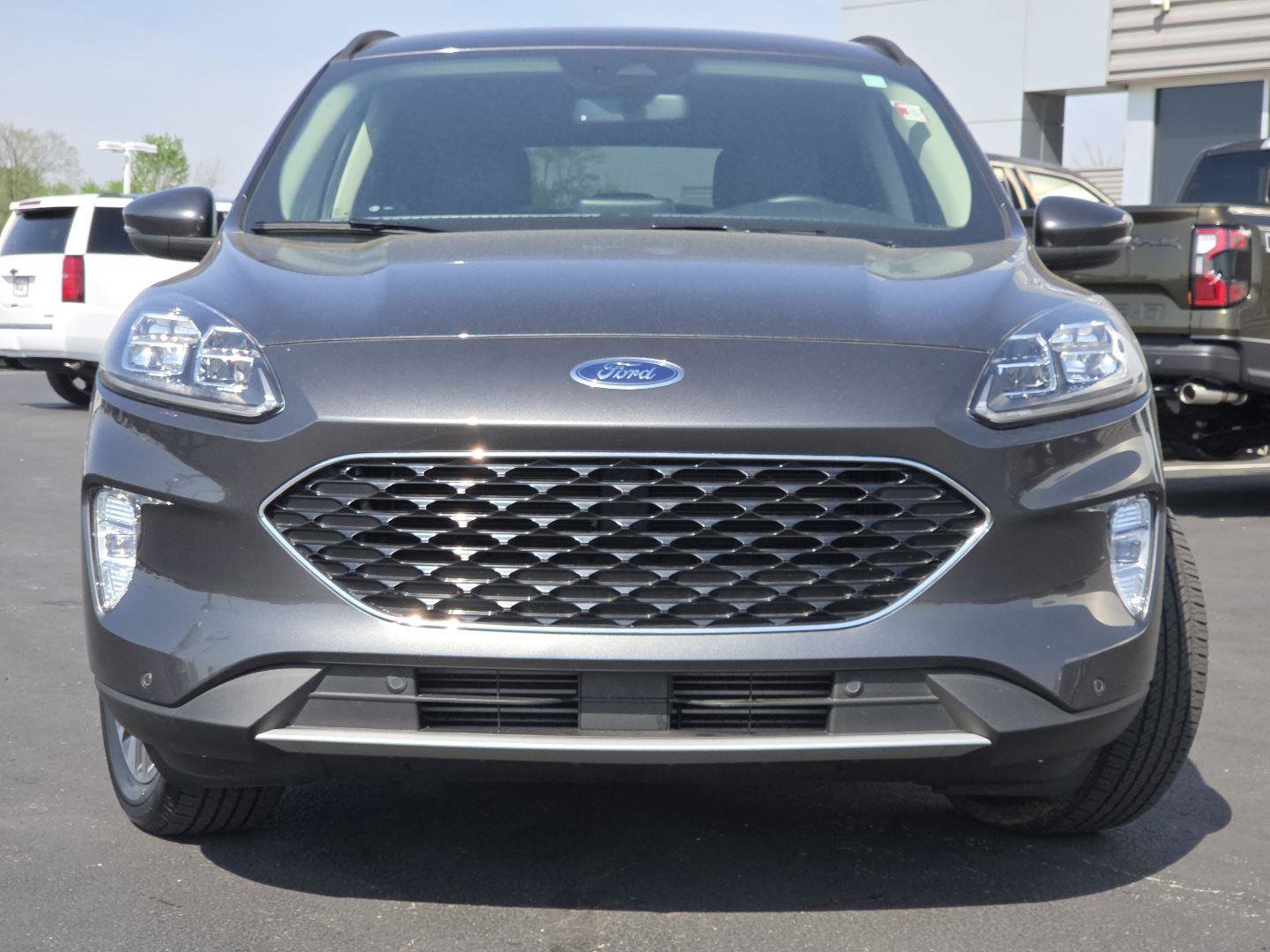 Used 2020 Ford Escape Titanium AWD/4WD image 13