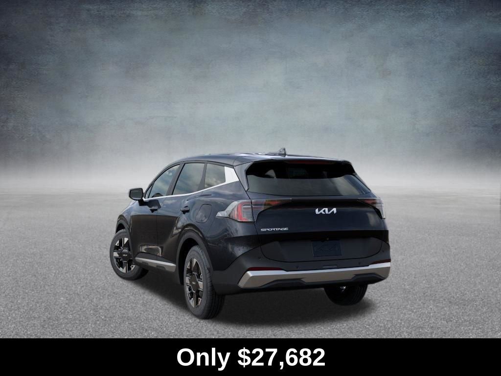 Used 2026 Kia Sportage LX FWD image 4