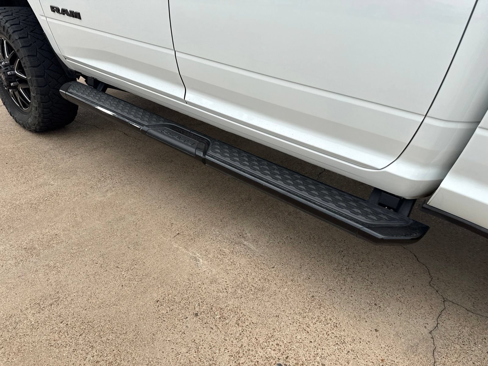 Used 2024 RAM 3500 Laramie w/ Night Edition AWD/4WD image 13