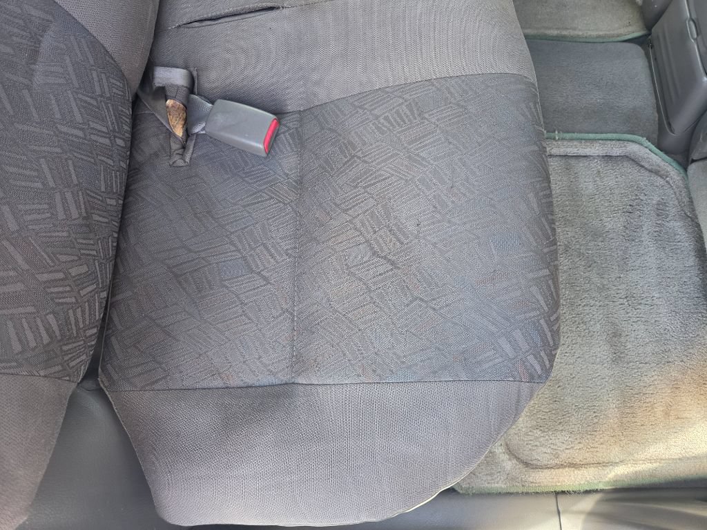 Used 2003 Isuzu Rodeo S RWD image 37