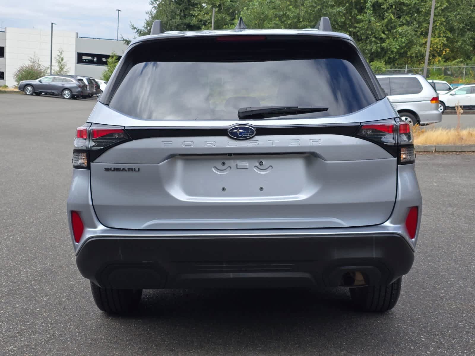 Certified 2025 Subaru Forester Premium AWD/4WD image 5