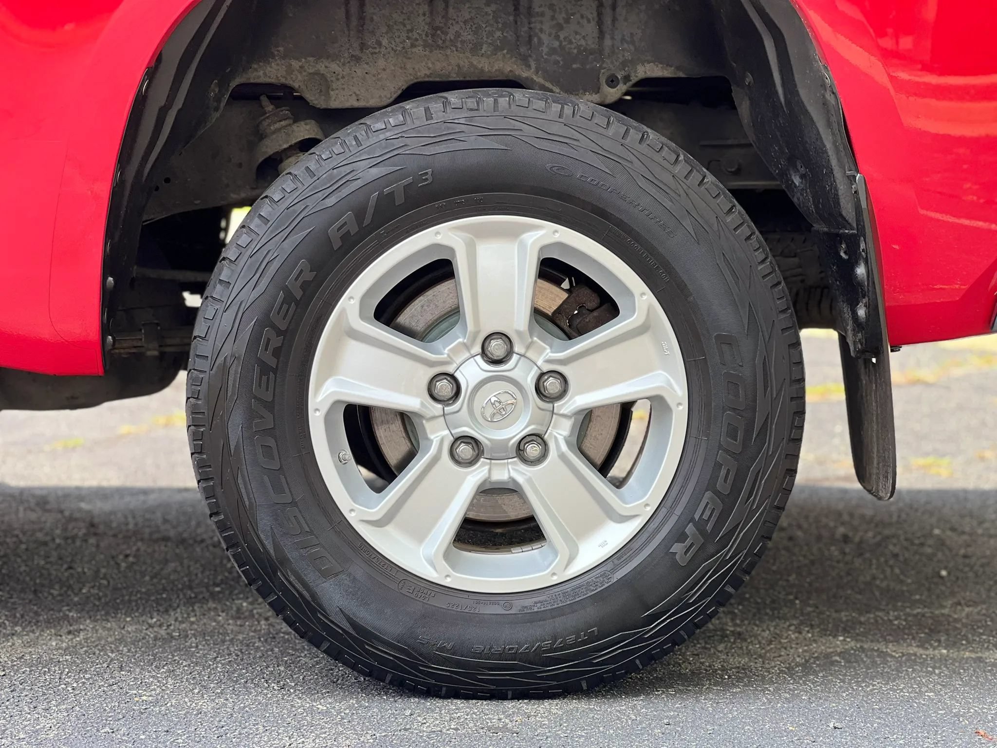 Used 2015 Toyota Tundra SR5 AWD/4WD image 40