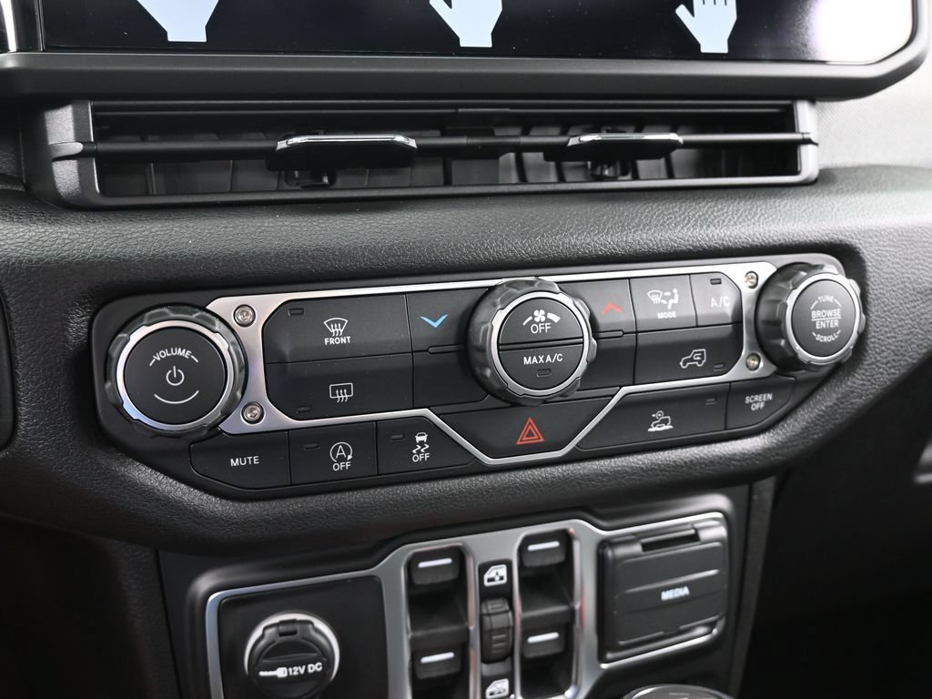New 2026 Jeep Gladiator Sport AWD/4WD image 19