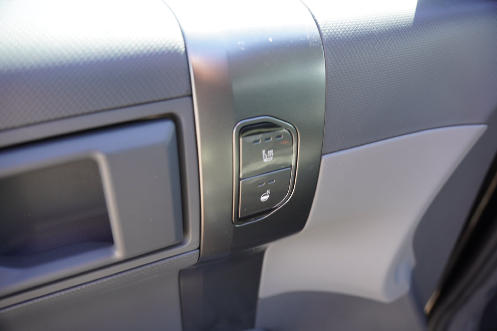 New 2027 Kia EV3 Wind AWD/4WD image 14