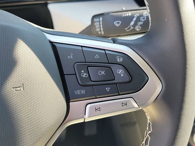 New 2025 Volkswagen Taos S image 10