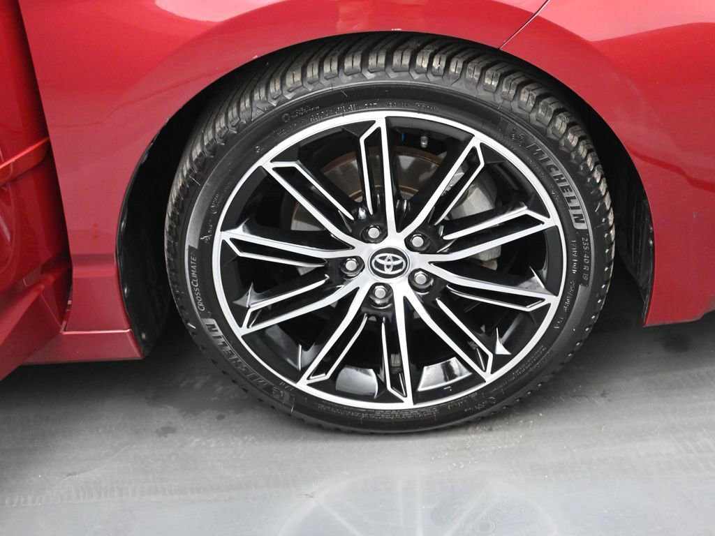 Certified 2020 Toyota Avalon Touring w/ Advanced Safety Package FWD image 41