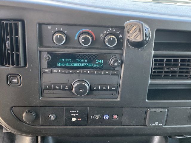 Used 2021 Chevrolet Express 2500 w/ Driver Convenience Package image 11