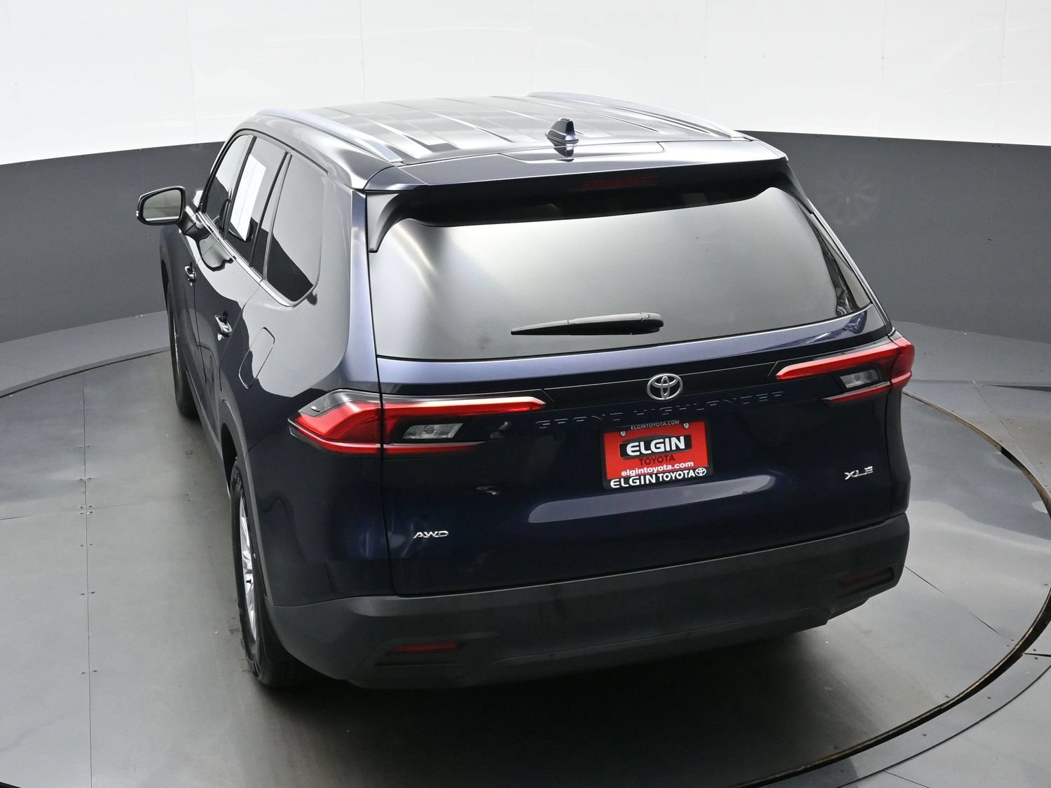 Used 2024 Toyota Grand Highlander AWD image 40