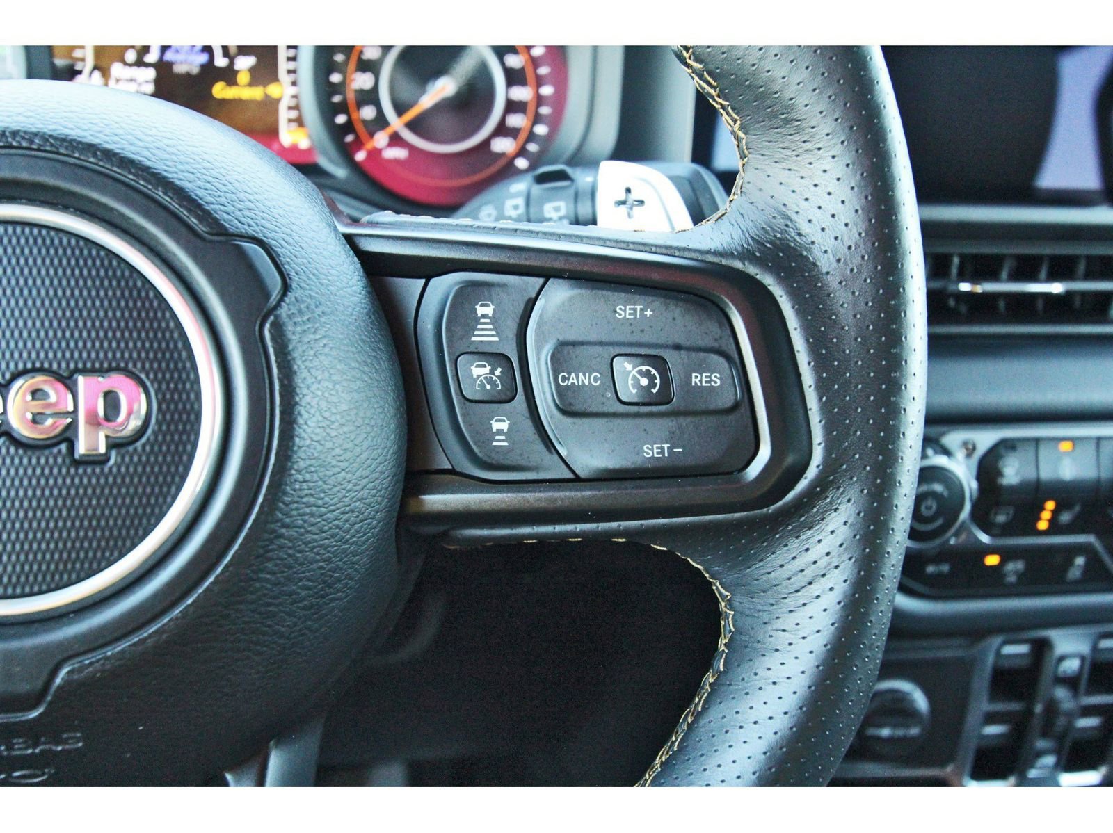 Used 2024 Jeep Wrangler Rubicon 392 image 23