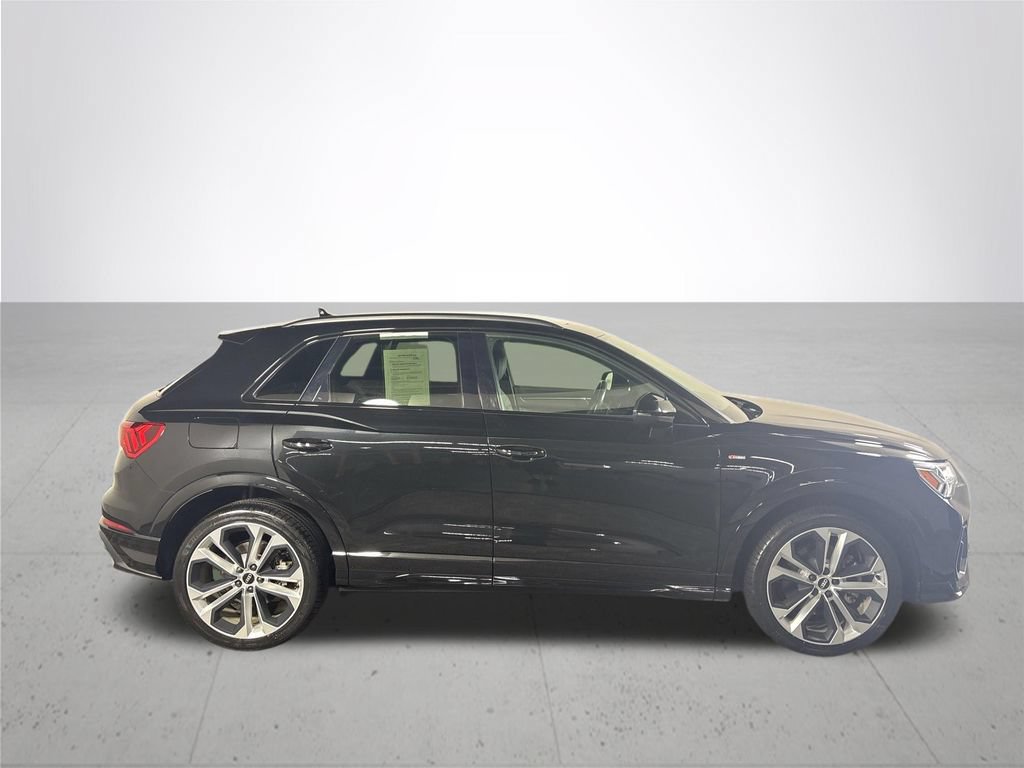 Used 2021 Audi Q3 2.0T Premium Plus w/ Premium Plus Package AWD/4WD image 5