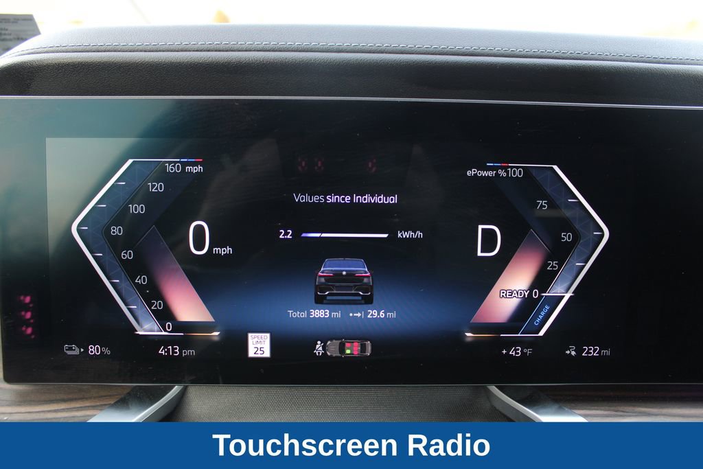 Used 2024 BMW i7 xDrive60 image 13