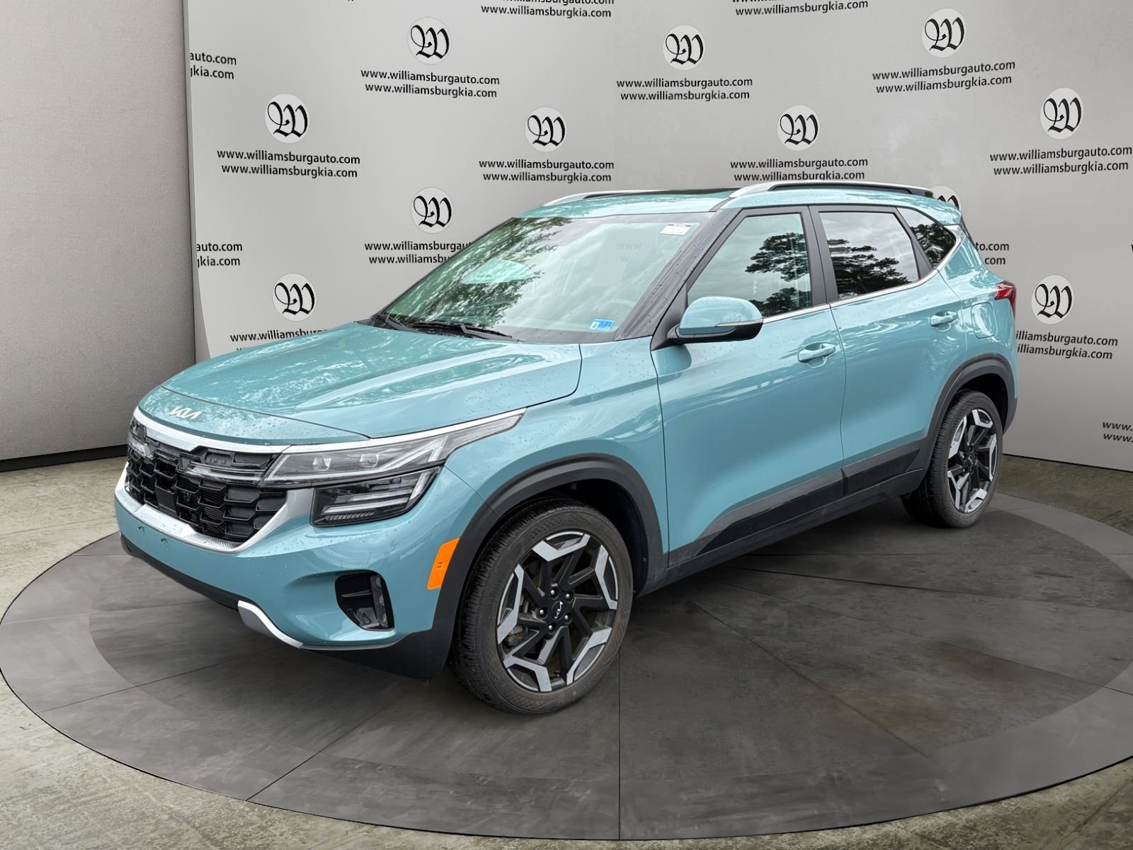 Used 2024 Kia Seltos SX w/ SX Sunroof Package