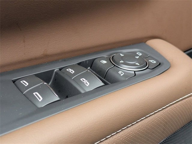 New 2026 Chevrolet Suburban High Country image 10