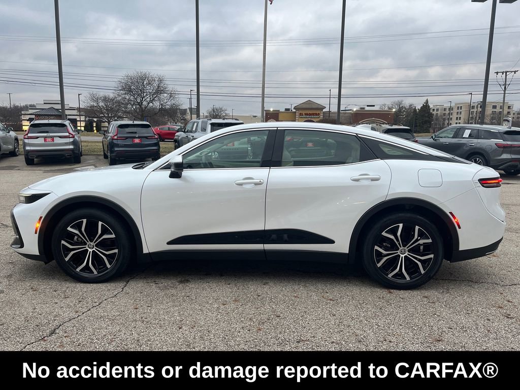 Used 2025 Toyota Crown Limited image 2