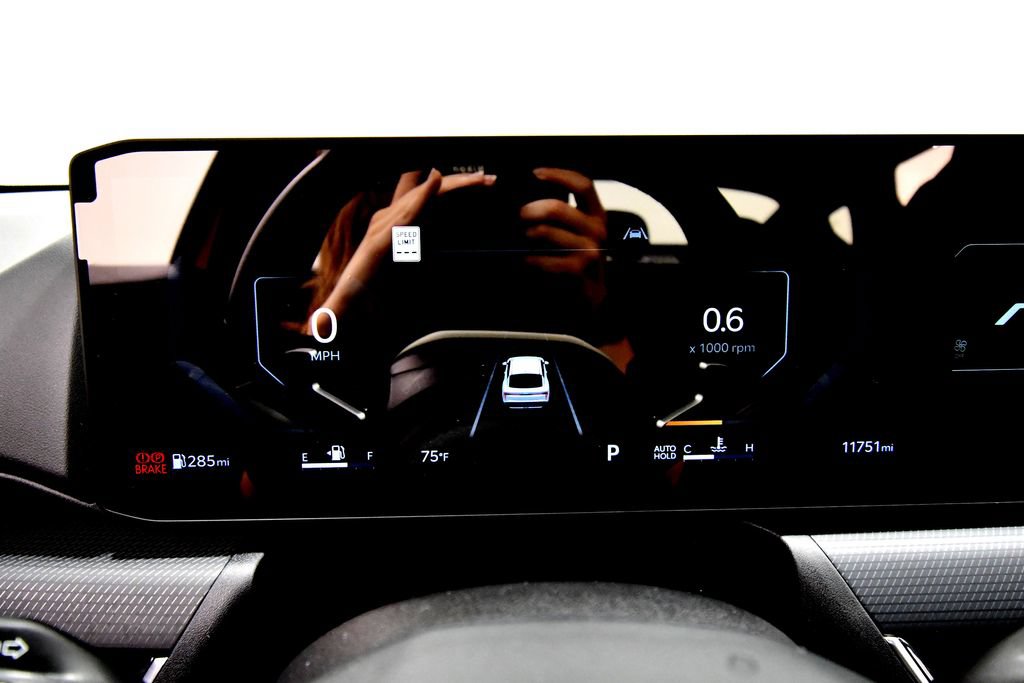 Certified 2025 Kia K4 EX w/ GT-Line Sunroof Package FWD image 21