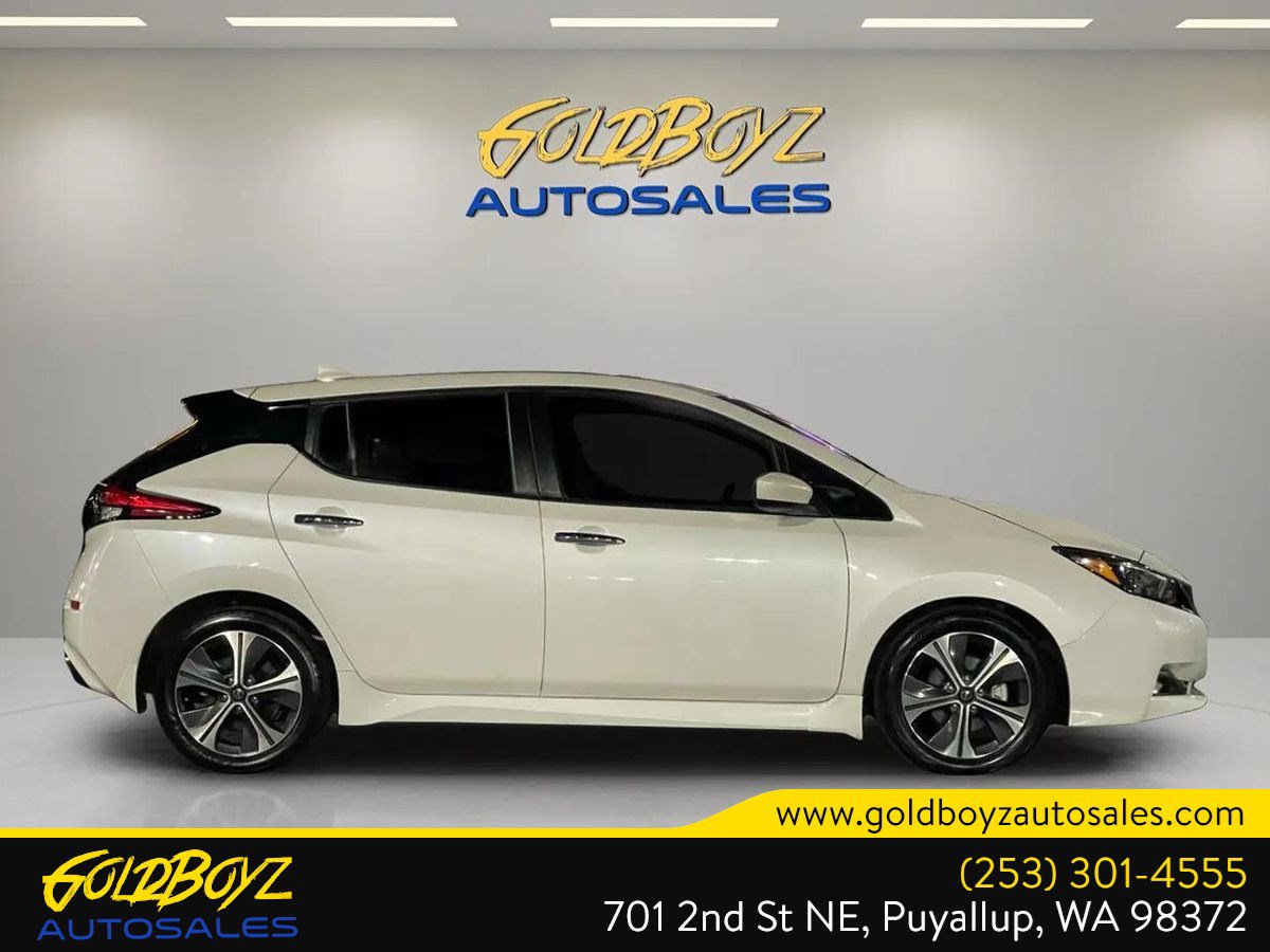 Used 2022 Nissan Leaf SV image 3