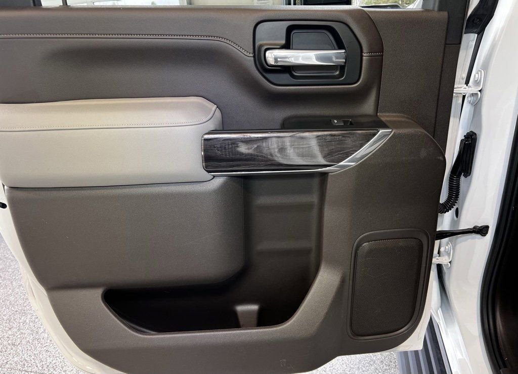 Used 2023 Chevrolet Silverado 2500 LTZ w/ LTZ Convenience Package image 39