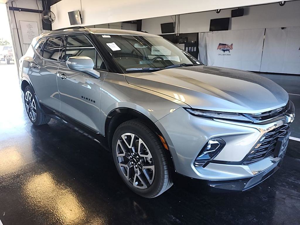 Used 2025 Chevrolet Blazer RS