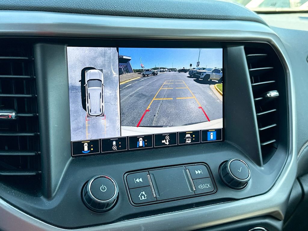 Used 2023 GMC Acadia AT4 w/ Technology Package image 22