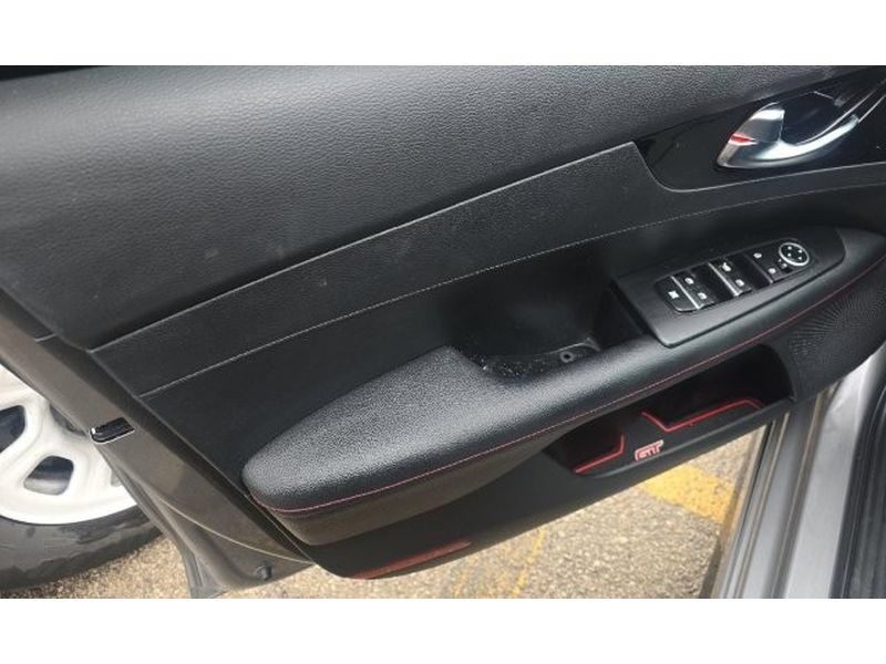 Used 2023 Kia Forte GT FWD image 5
