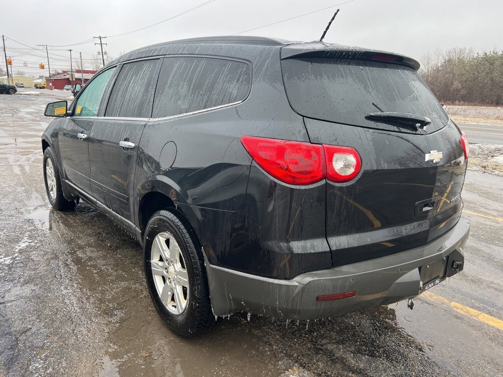 Used 2011 Chevrolet Traverse LT image 5