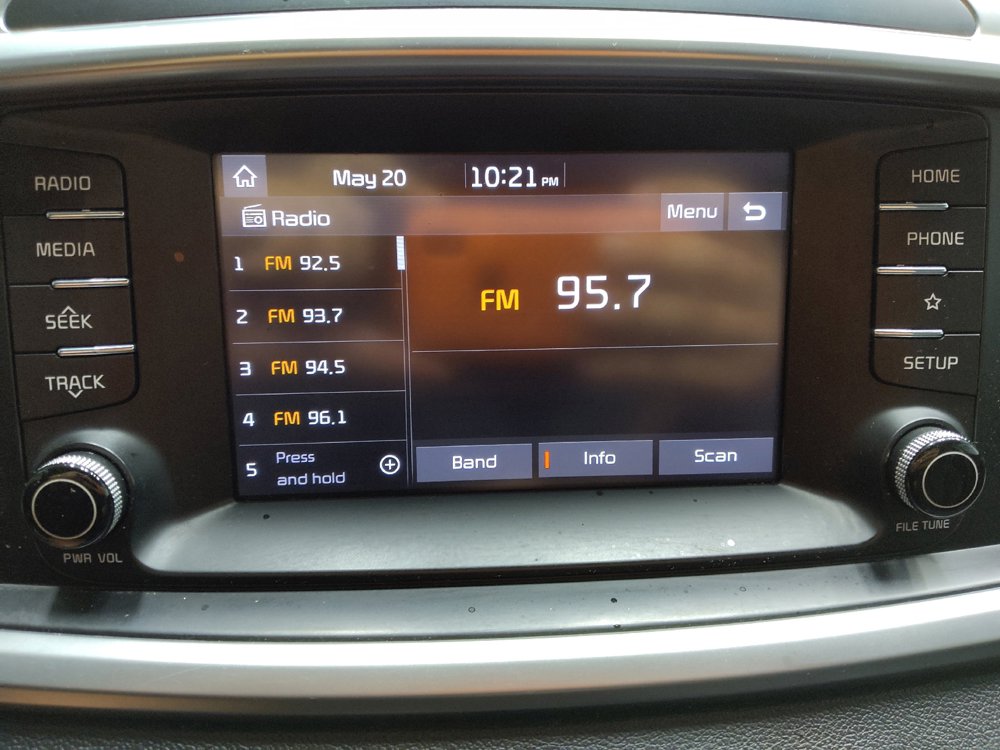 Used 2019 Kia Sorento S FWD image 25