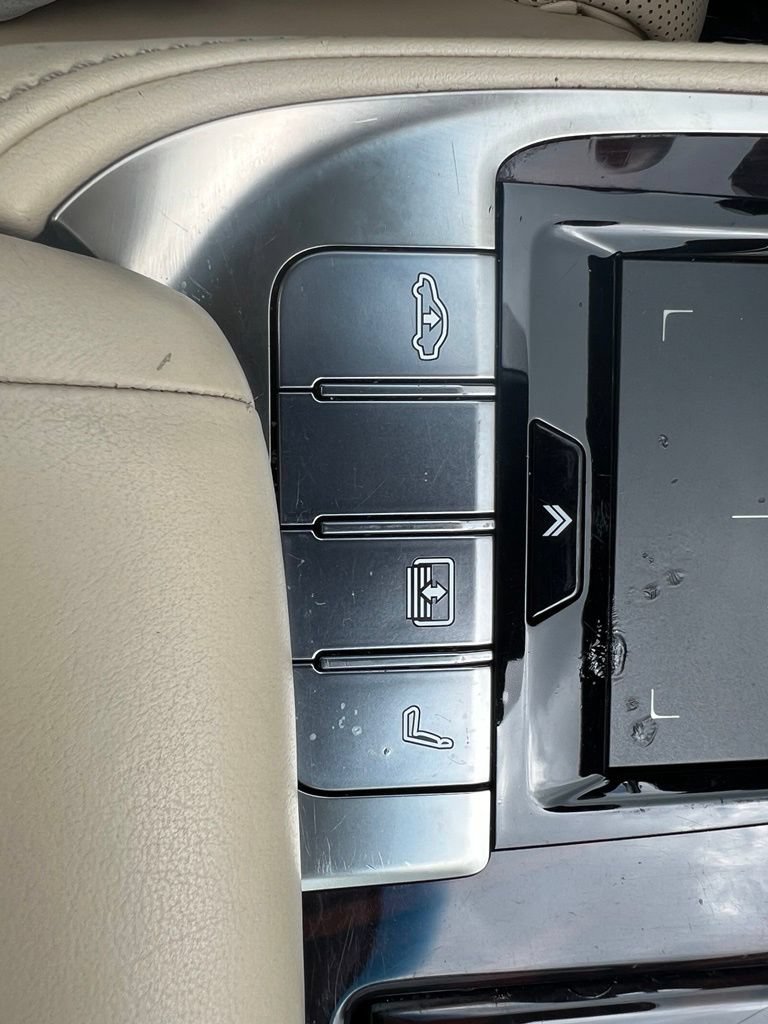 Used 2018 Lexus LS 500 AWD image 38