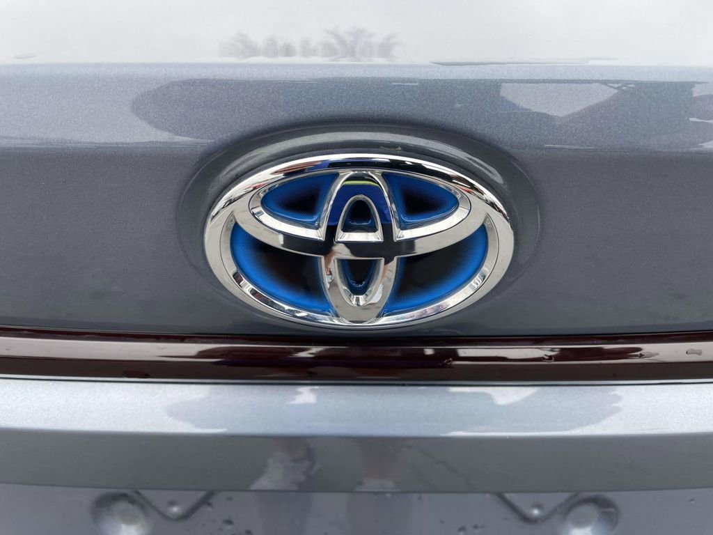 Used 2024 Toyota Corolla LE image 26