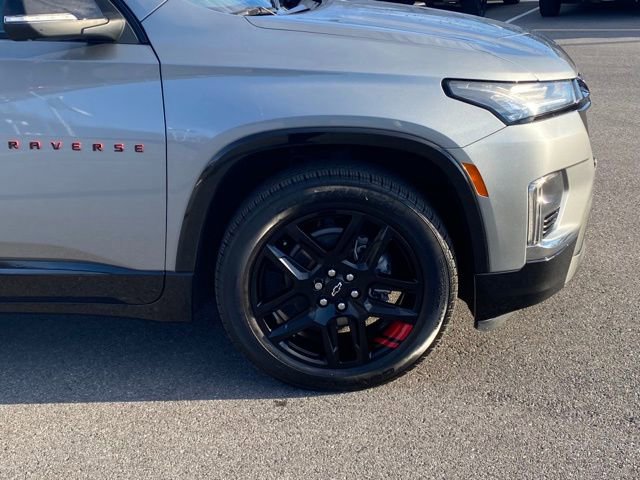 Used 2023 Chevrolet Traverse Premier w/ Redline Edition image 10