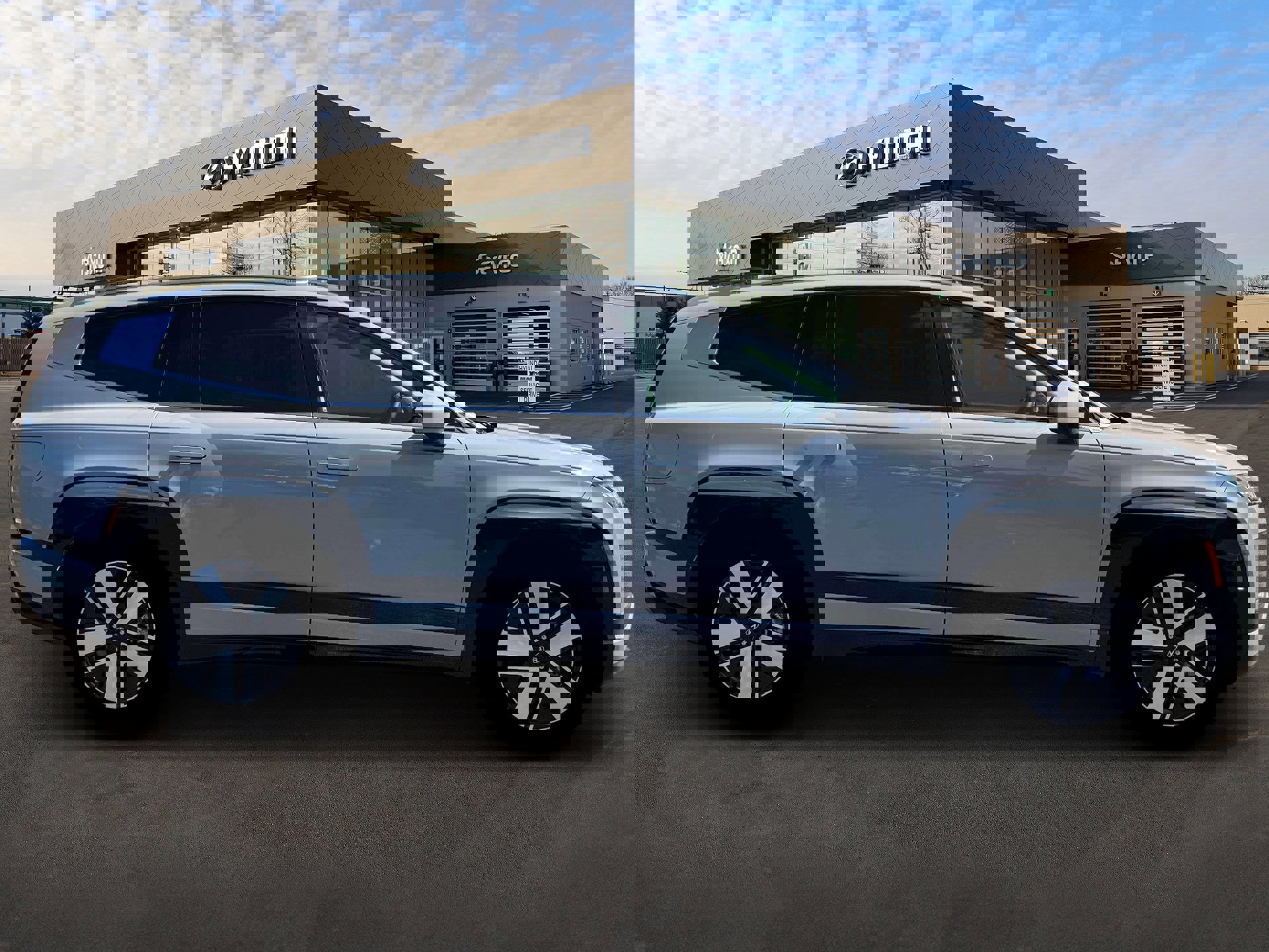 New 2026 Hyundai Ioniq 9 SEL image 9