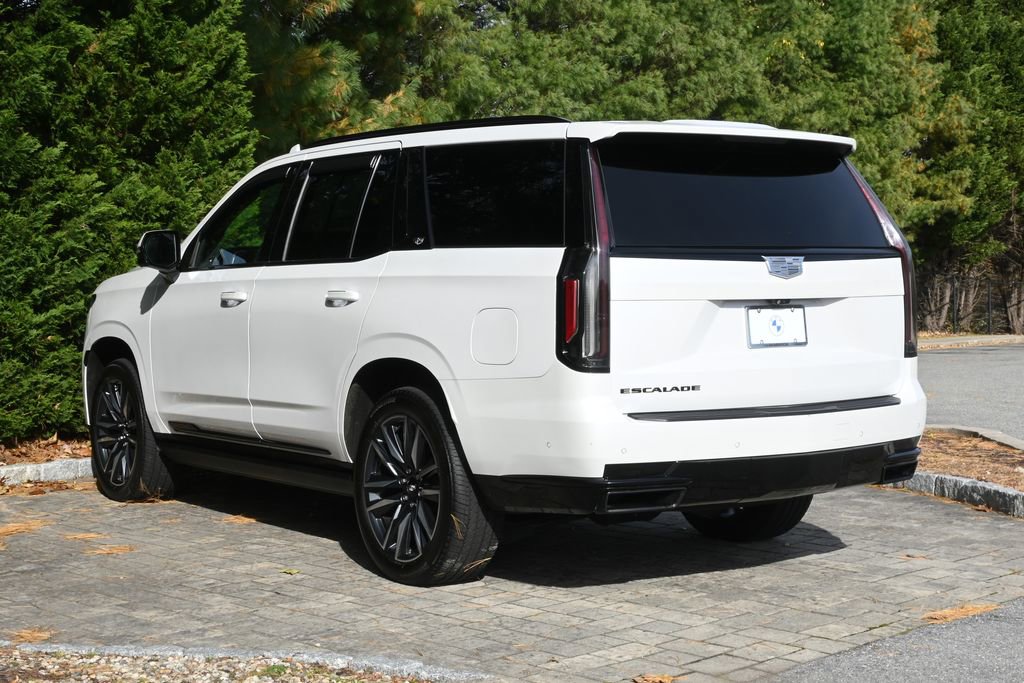 Used 2021 Cadillac Escalade Sport Platinum w/ Heavy-Duty Trailer Package image 5