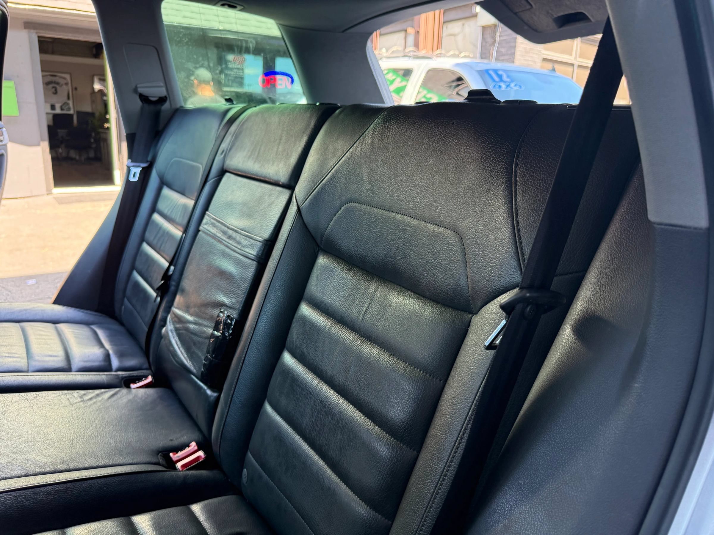 Used 2008 Volkswagen Touareg V6 AWD/4WD image 15