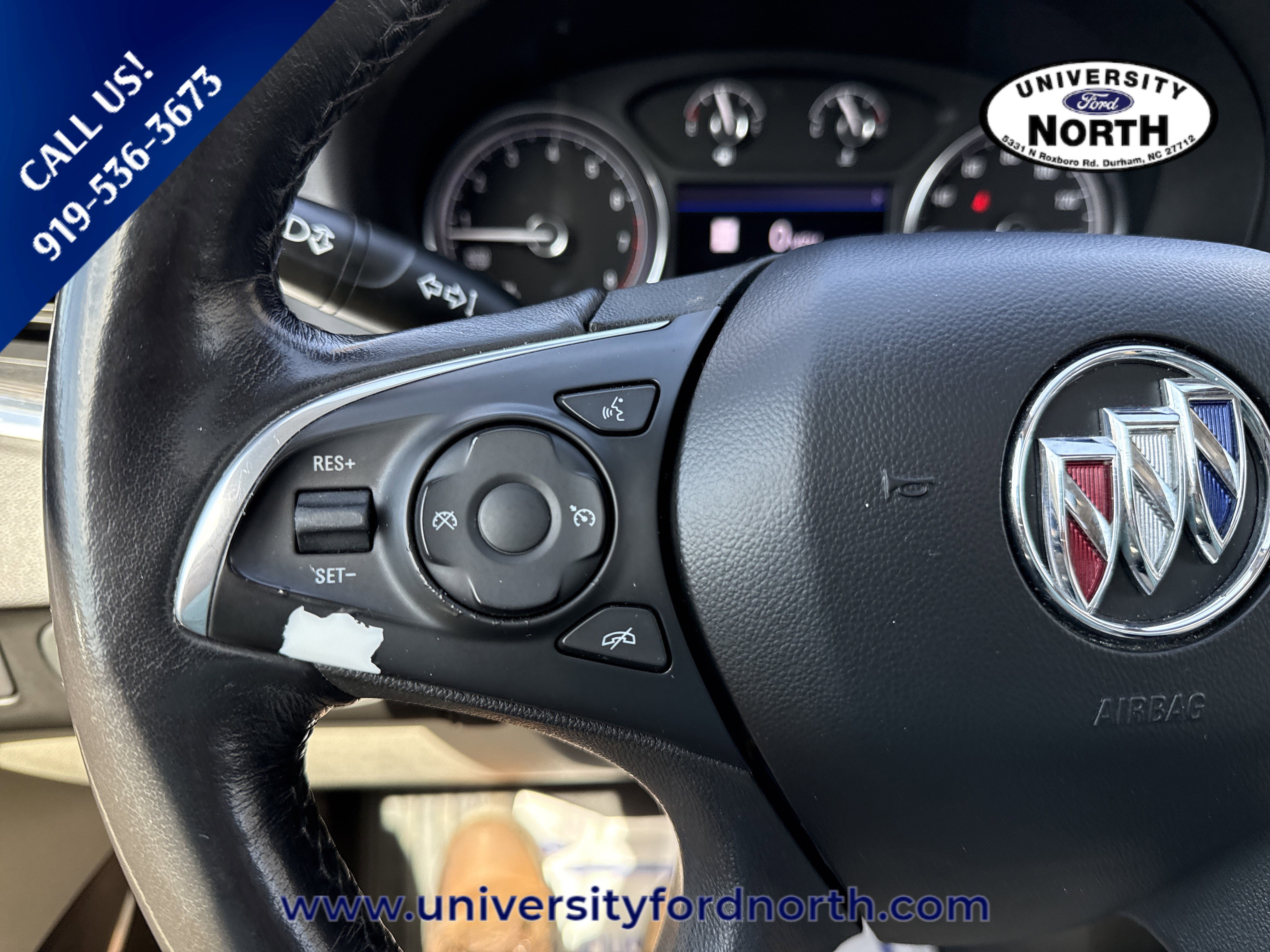 Used 2021 Buick Enclave Essence w/ Sound and Sites Package image 19