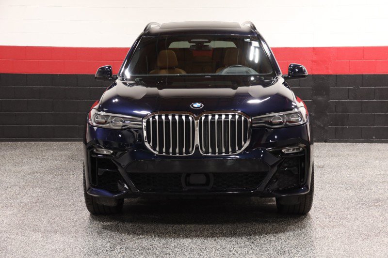 Used 2019 BMW X7 xDrive50i w/ M Sport Package AWD/4WD image 11