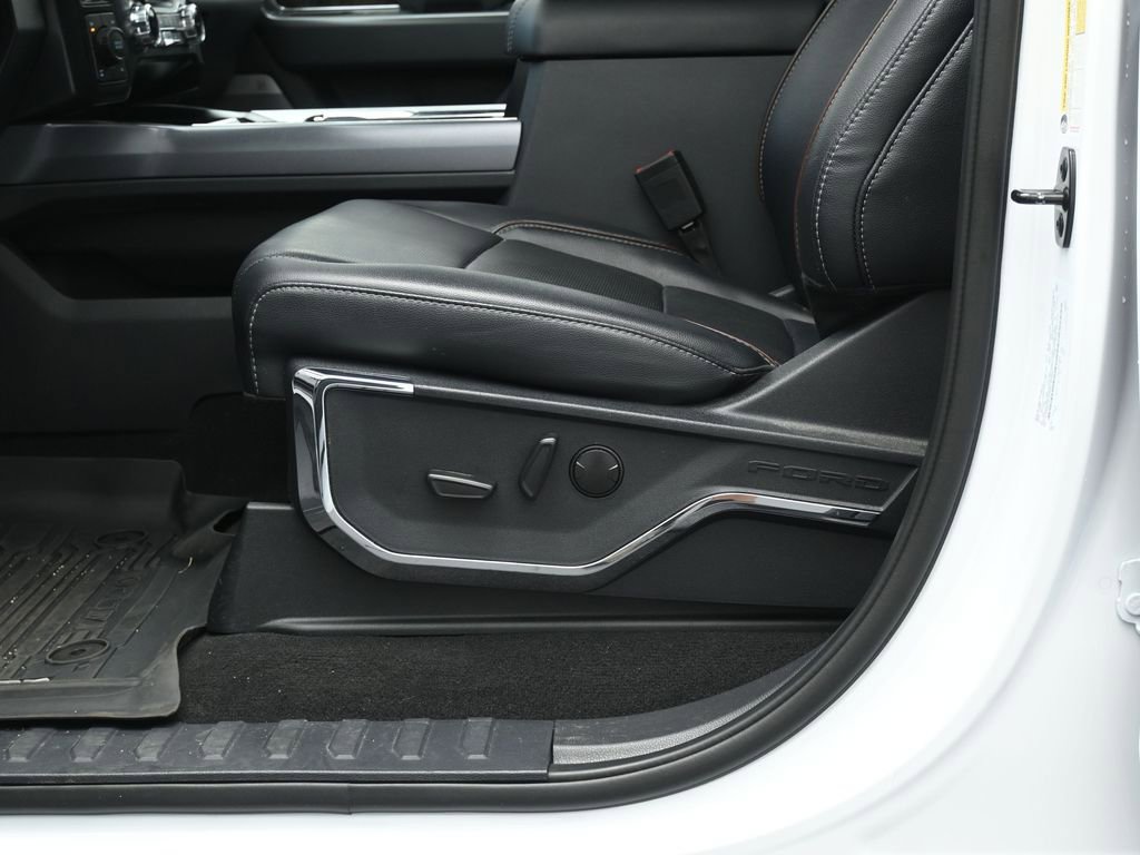 Used 2024 Ford F350 Lariat w/ Lariat Ultimate Package image 11