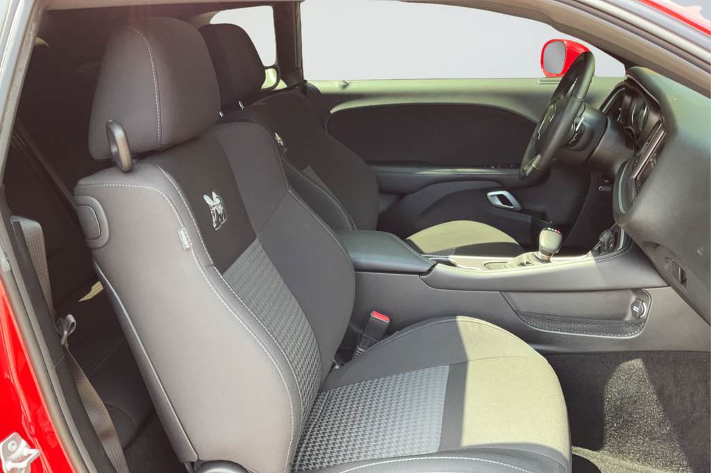 Used 2022 Dodge Challenger R/T Scat Pack RWD image 19