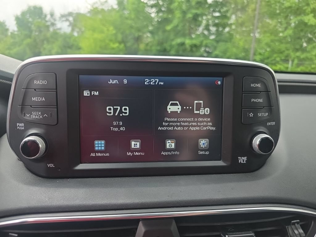 Used 2020 Hyundai Santa Fe SEL w/ Convenience + Premium Package AWD/4WD image 19