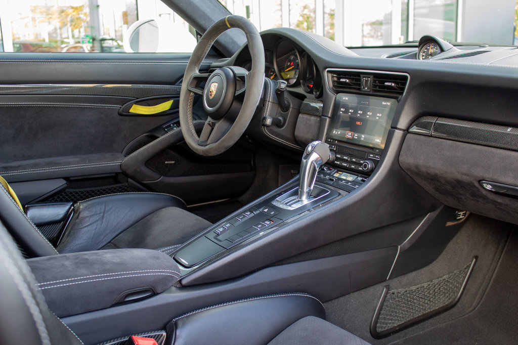 Used 2019 Porsche 911 GT3 RS RWD image 13