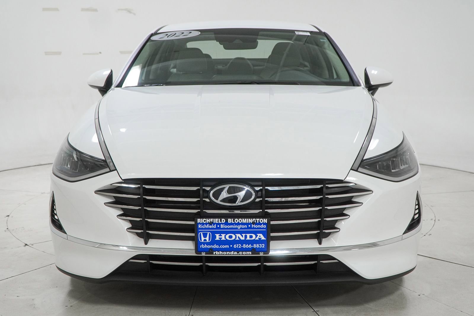 Used 2022 Hyundai Sonata SE FWD image 3