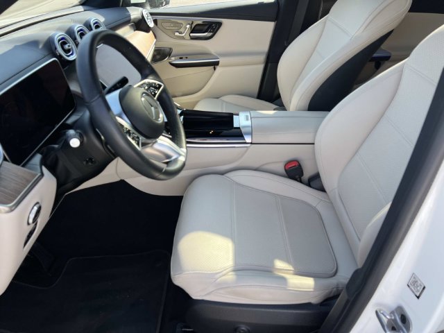 Used 2023 Mercedes-Benz GLC 300 4MATIC image 21