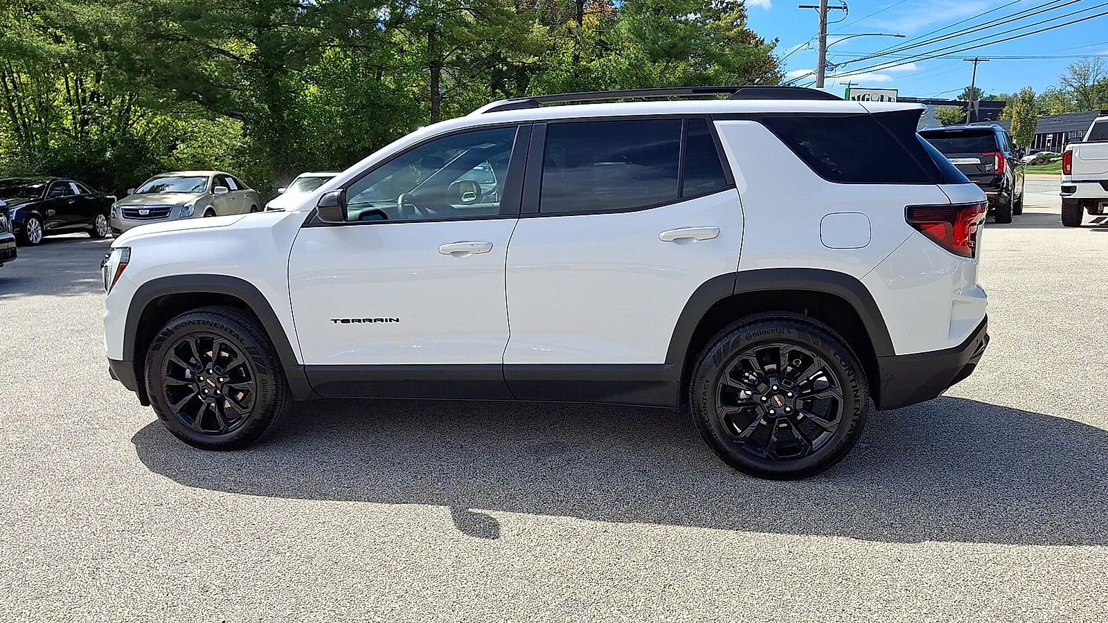 Used 2025 GMC Terrain Elevation w/ Black Edition AWD/4WD image 6